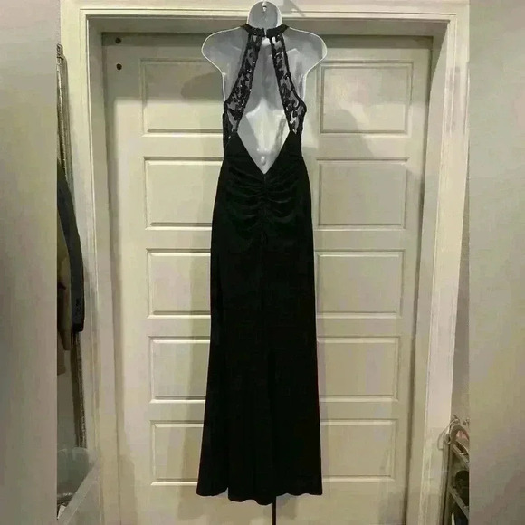 Sequin Hearts Formal Dress Size 11 Black in color - Picture 5 of 13